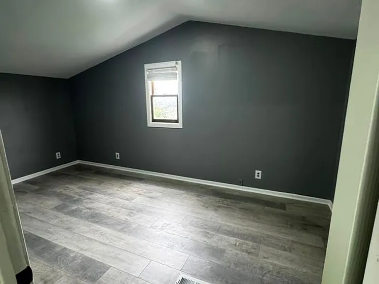 1717 Martha St — Photo 14