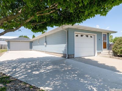42 33rd St SE, Mason City, IA, 50401