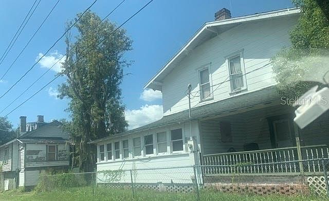 1st image of 703 N Lee Ave