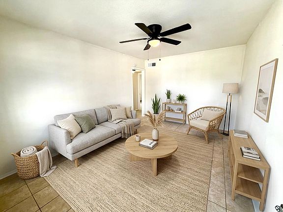 3rd image of 520 Prado St APT 1