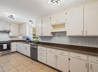 5126 Sequoia Rd, Memphis, TN 38117