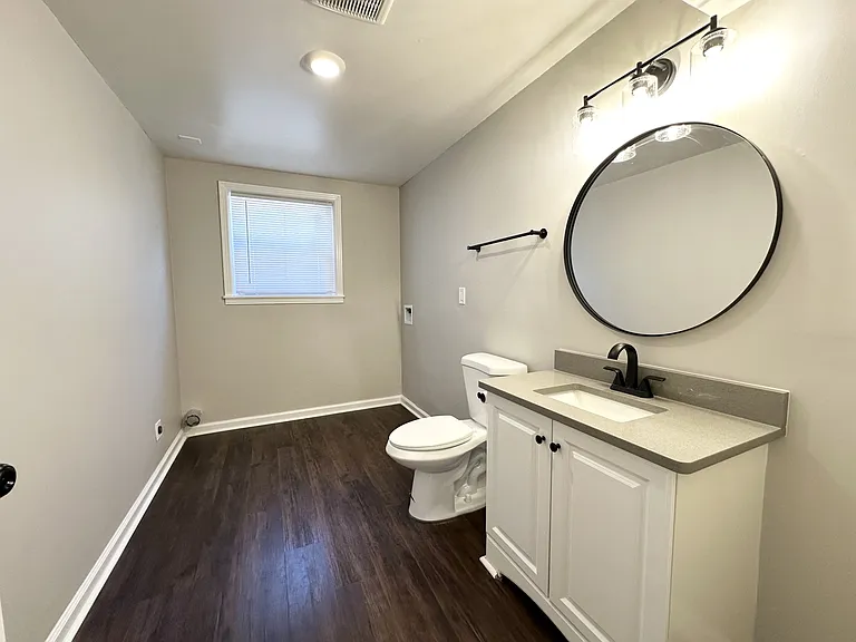 307 Bancroft Dr — Photo 17