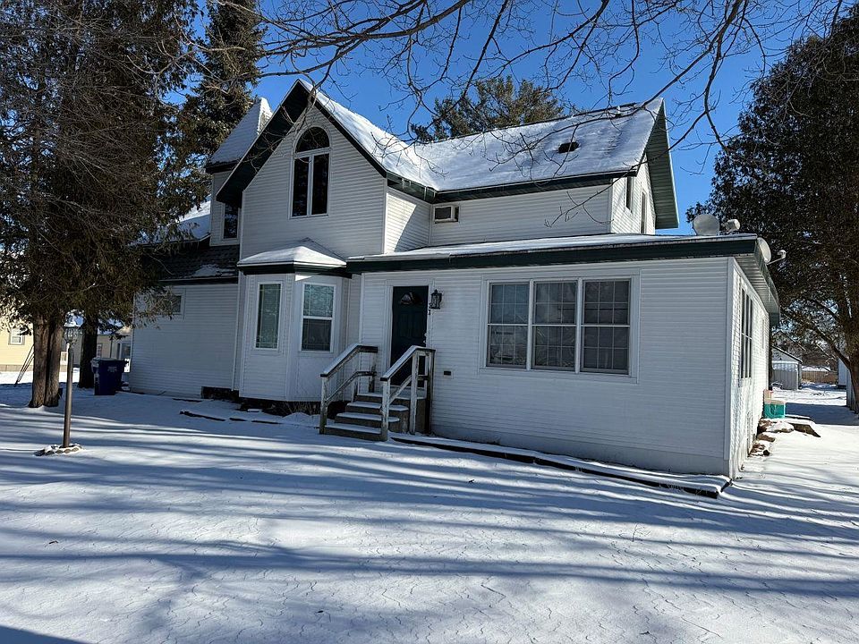 1st image of 304 S Main St