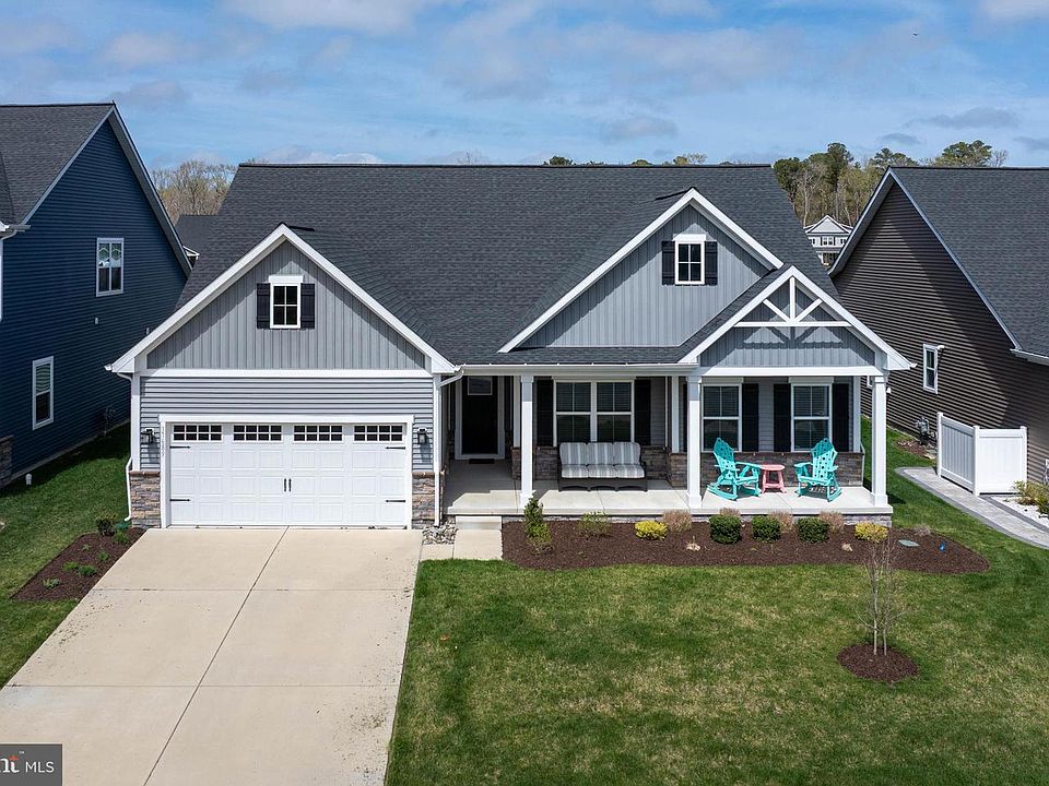 1st image of 37689 Wildwood Ln