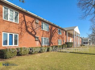 445 Elm Pl #R-21, Princeton, IL 61356