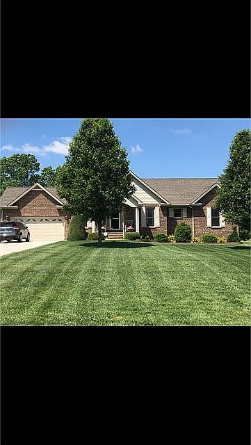 2nd image of 3926 Hilltop Dr