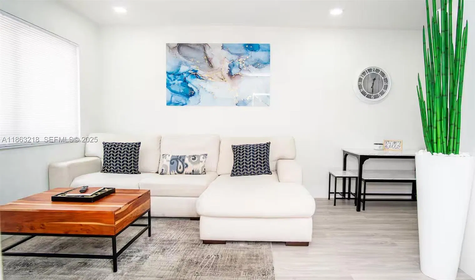 2 bed, 1.0 bath, $2,300 — Photo 2