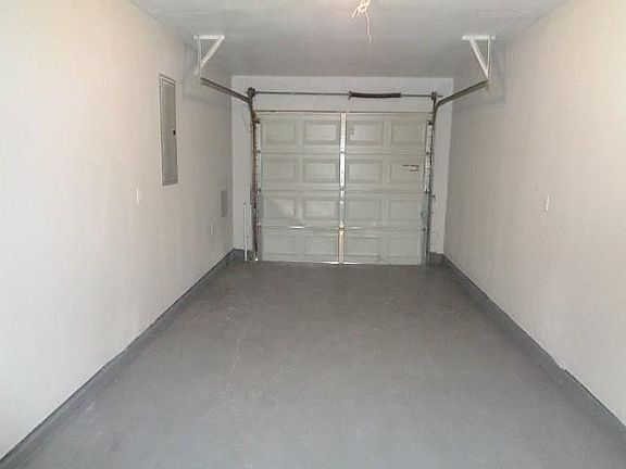 3rd image of 13651 Biggs St #13651