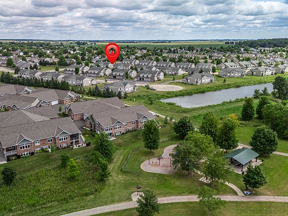 5th image of 989 Penny Ln #989
