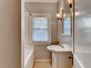 3044 Pleasant Ave #102, Minneapolis, MN 55408