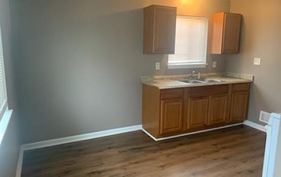 4th image of 346 E Princeton Ave