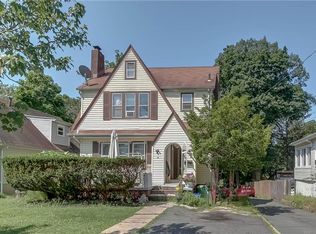 14 Garden Pl, Spring Valley, NY 10977