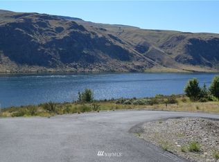 0 Starr Rd, Pateros, WA 98846