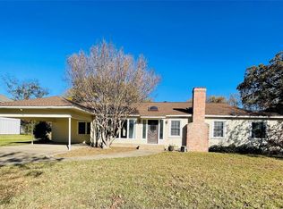 5000 Barbara Rd, River Oaks, TX 76114