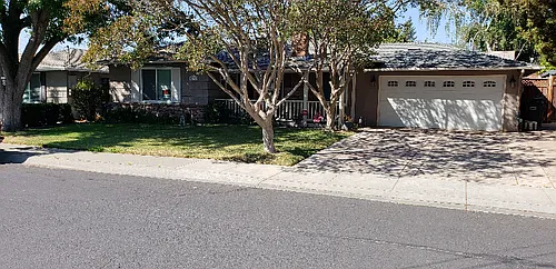 2136 Dena Dr Photo 1