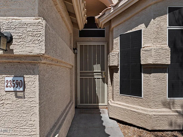 23590 N 73rd Pl — Photo 36