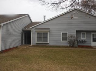 904 E McDevitt Ave APT G, Jackson, MI 49203