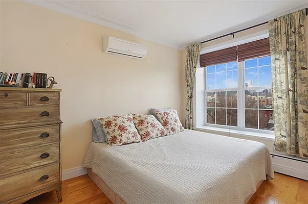 Sold by Citi Habitats | media 15