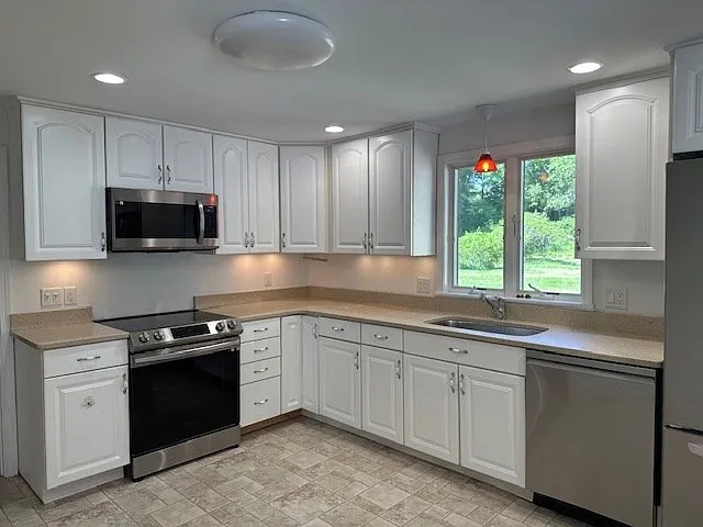 6 Conestoga Rd — Photo 2