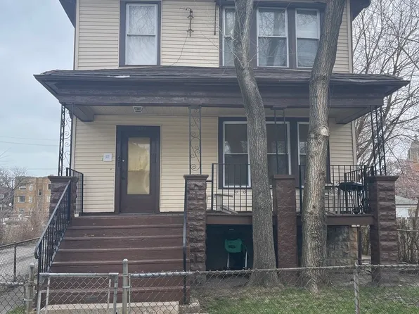 (undisclosed Address), Chicago, IL 60628