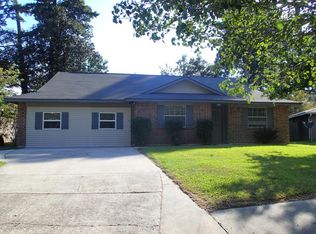 341 Audubon Dr, Mandeville, LA 70471