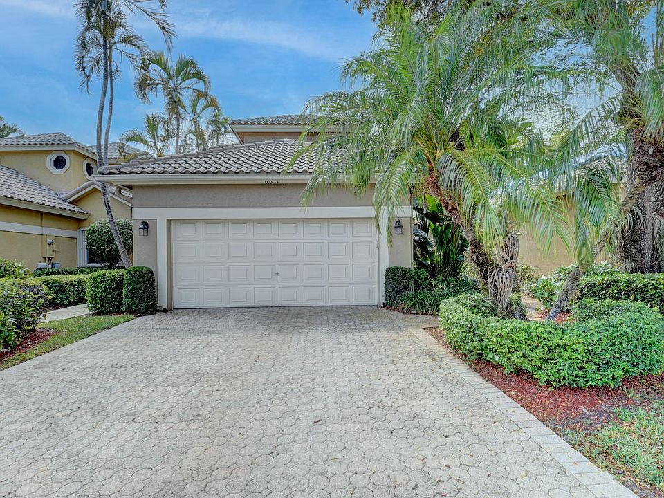 Home For Sale In Broken Sound Country Club