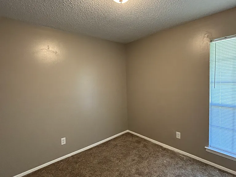 1 Greenway Ct — Photo 9