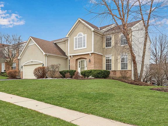2nd image of 550 Huntington Cir