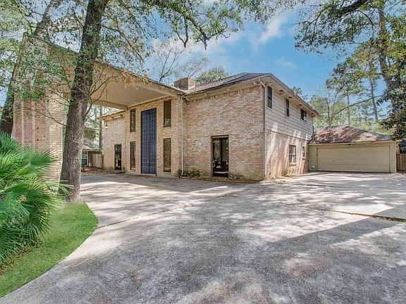 4th image of 8103 Oak Moss Dr