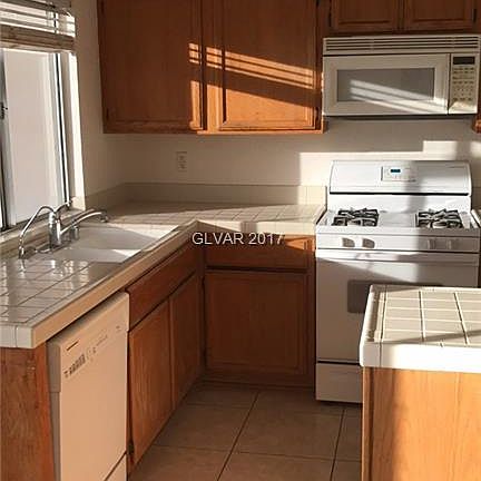 4th image of 767 Charwood Cir