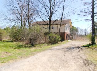 32 Aviator Way, Queensbury, NY 12804