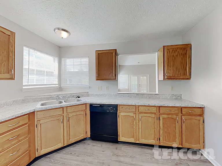 4830 Countrybrook Ct — Photo 11