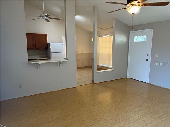 4th image of 2752 Delaney Ct