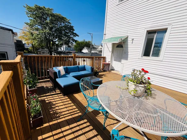 2318 W 19th St Unit 3, Chicago, IL 60608