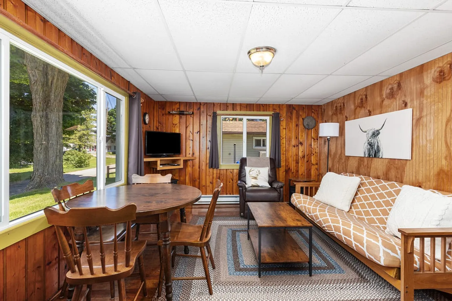 1 bed, 1.0 bath, 290 sqft, $1,218 — Photo 1