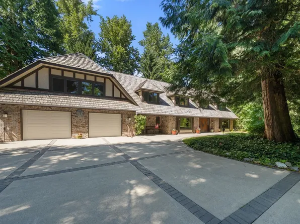 14325 25th Ave, Surrey, BC V4P 1R7