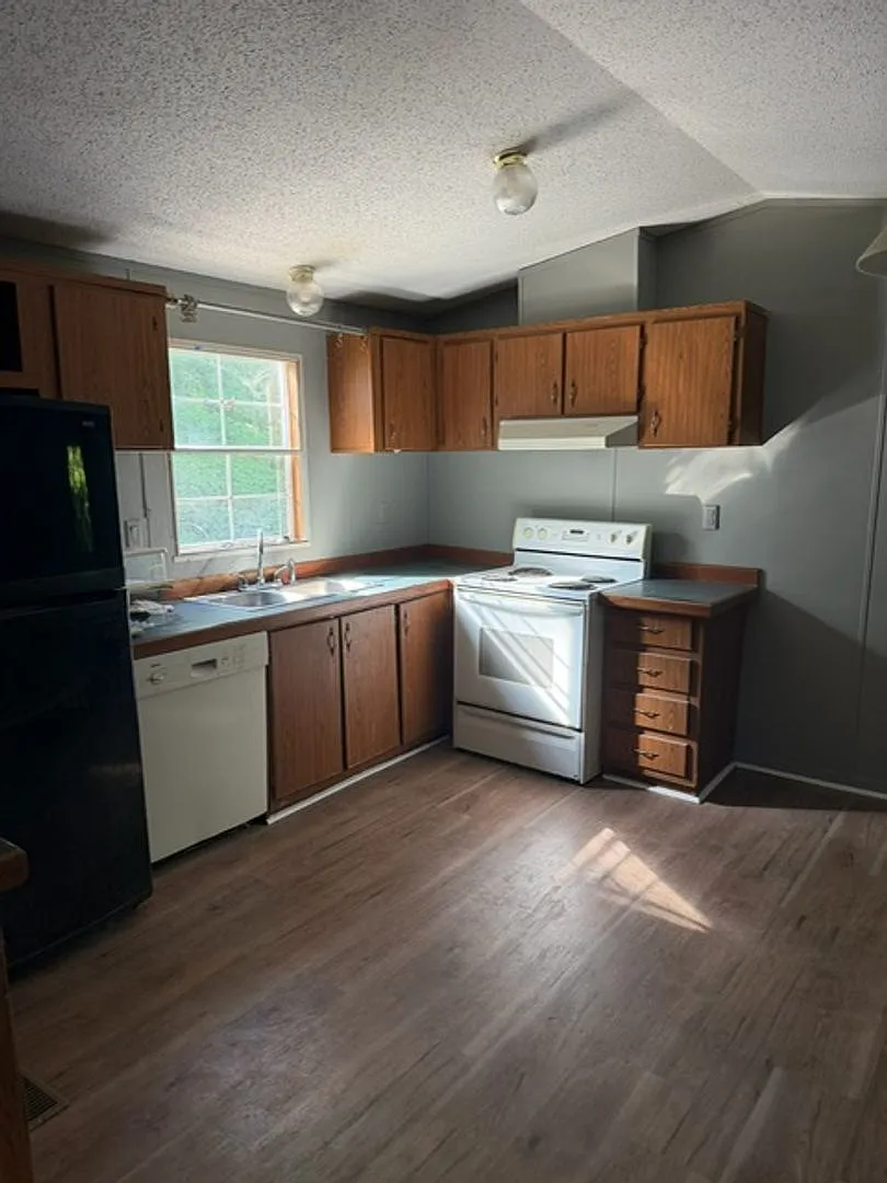 Building Photo - 4618 Lombardy Ct