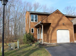 14 Persimmon Ln, Newark, DE 19713