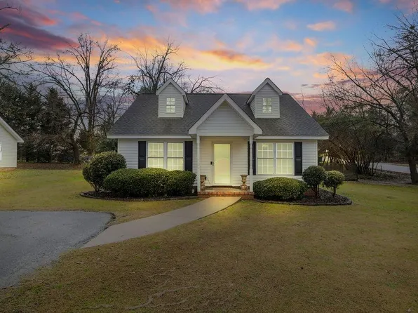 102 Brazington Ct, Greenwood, SC 29649