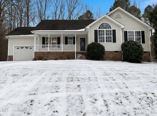 100 Broken Lance Dr, Youngsville, NC 27596