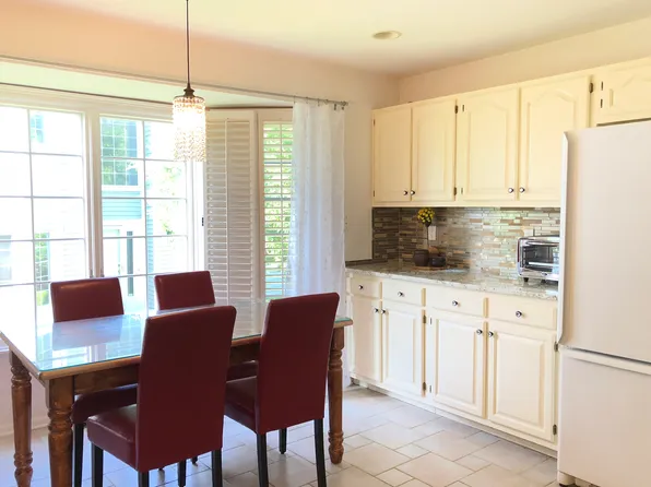 7 Barge Ct #153, Montville, NJ 07045