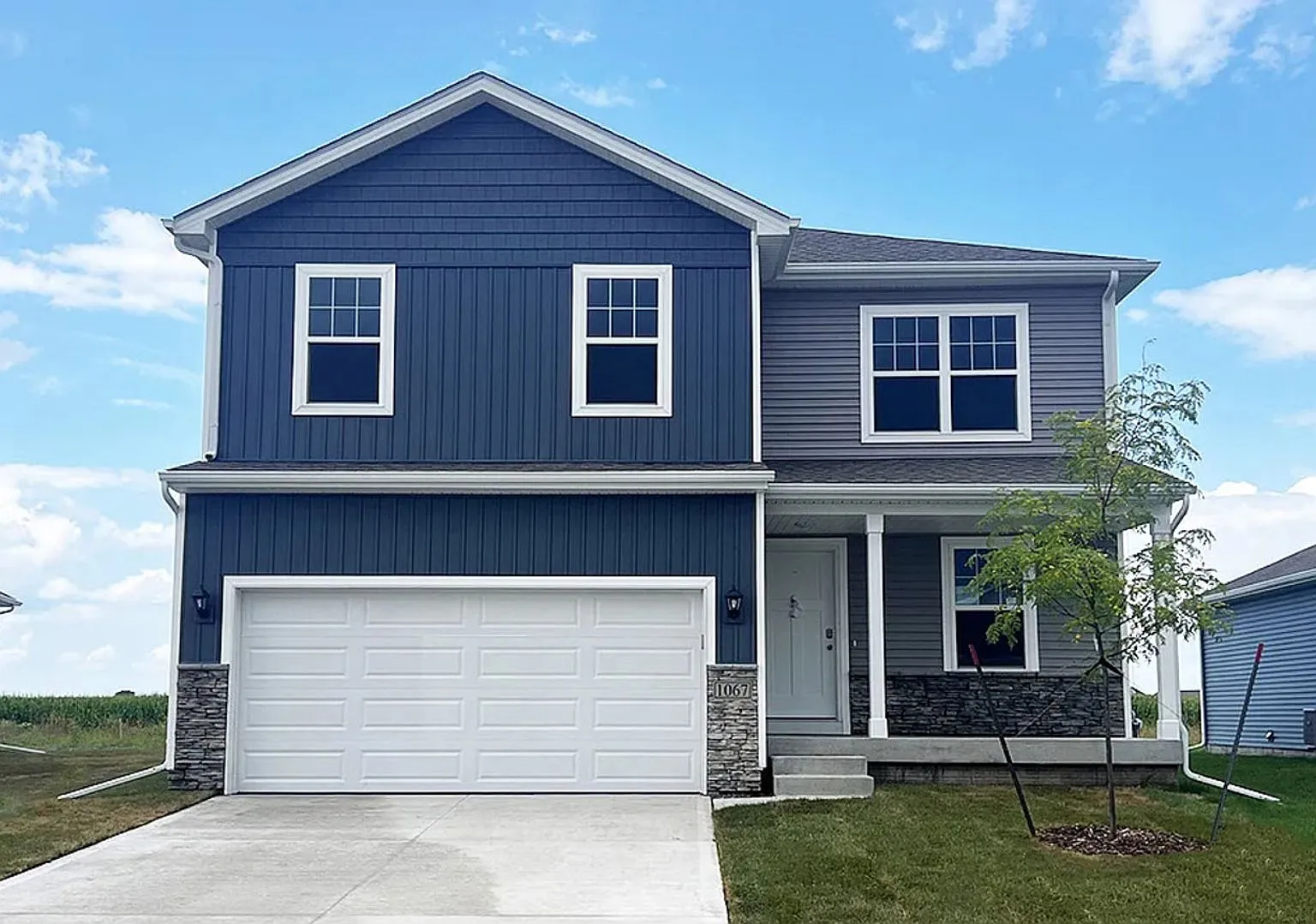 Spacious 4BR House in Grimes — Photo 1