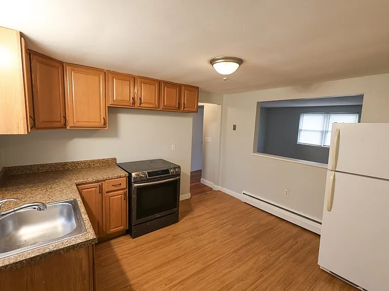 18 Essex St #3 — Photo 1