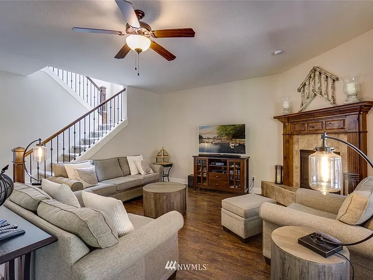 5317 NW Goodwin Loop — Photo 11