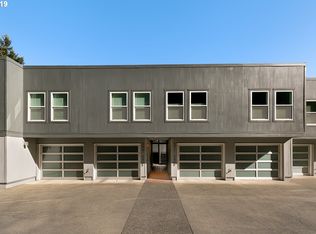 5405 SW View Point Ter, Portland, OR 97239