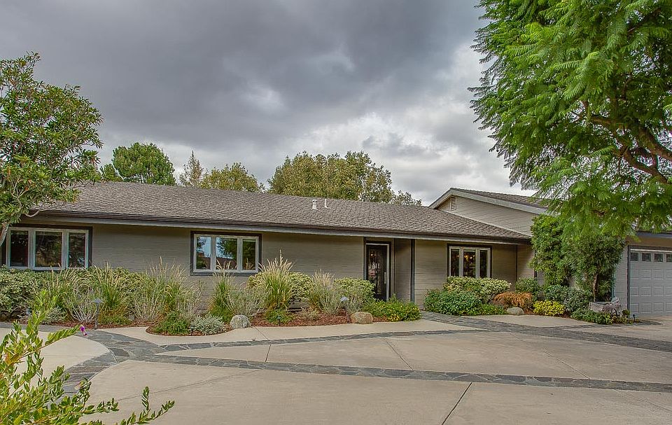 20927 Chatsworth St, Chatsworth, CA 91311 | Zillow