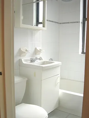 Rented by Paley Management | media 36