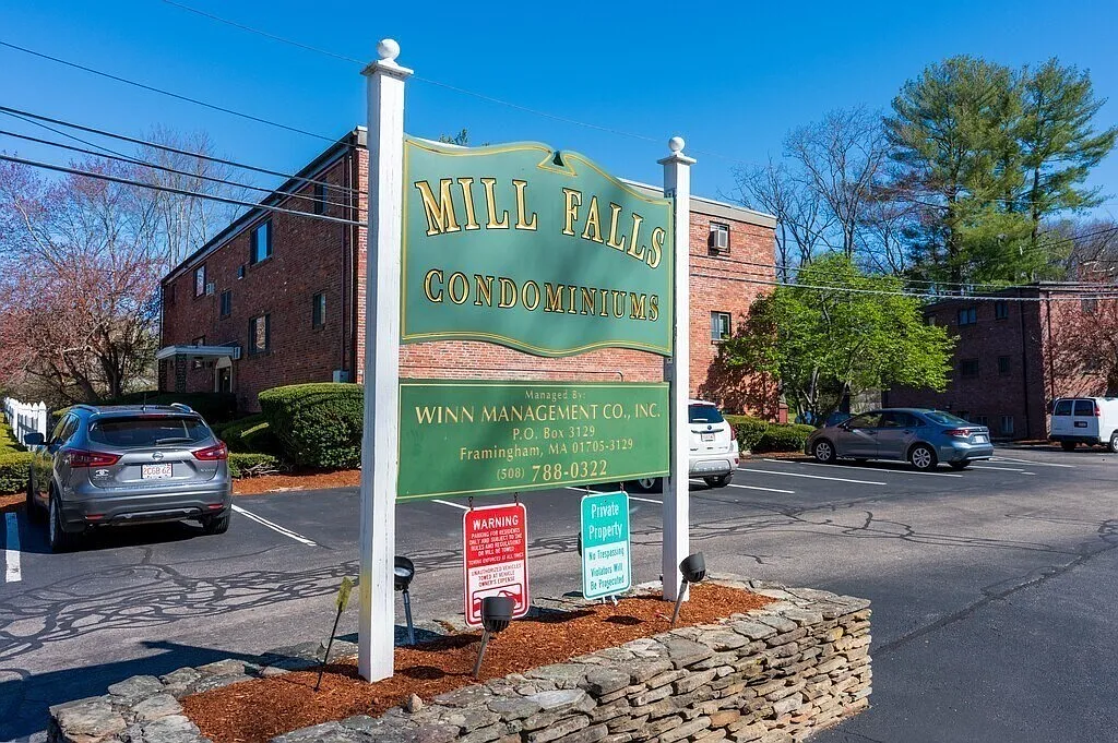 2 bed, 1.0 bath, 760 sqft, $2,500 — Photo 1