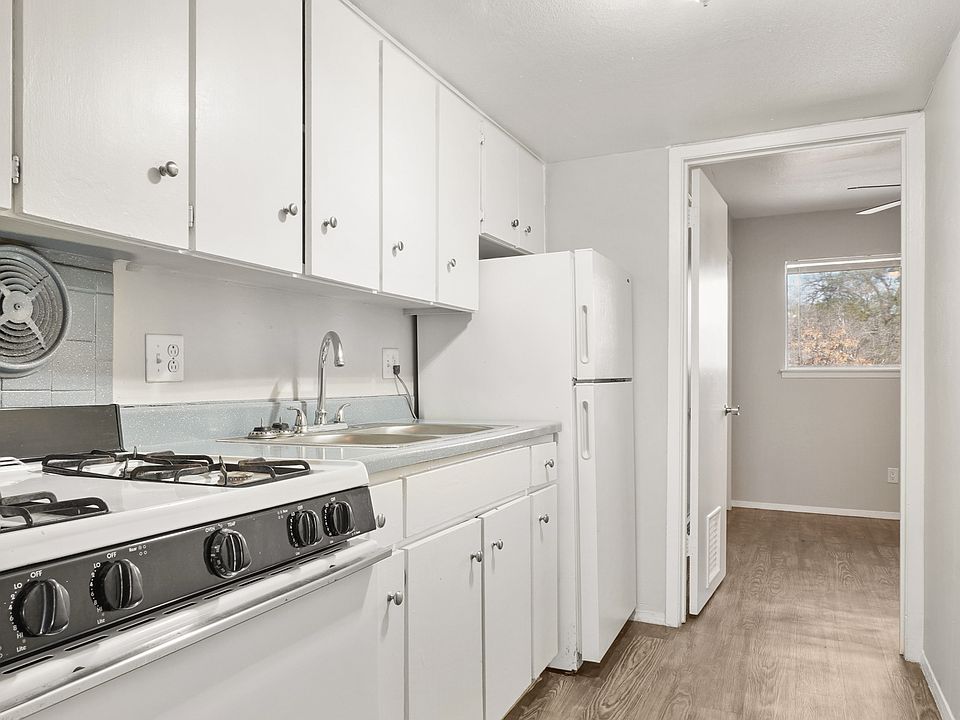 Alegria del Sol Kitchen View