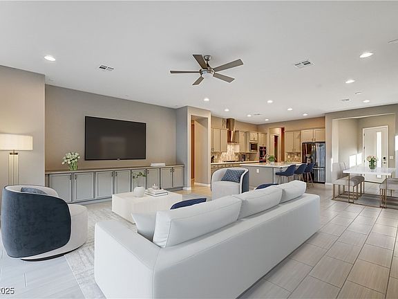 4th image of 463 Harmony Bay Ave